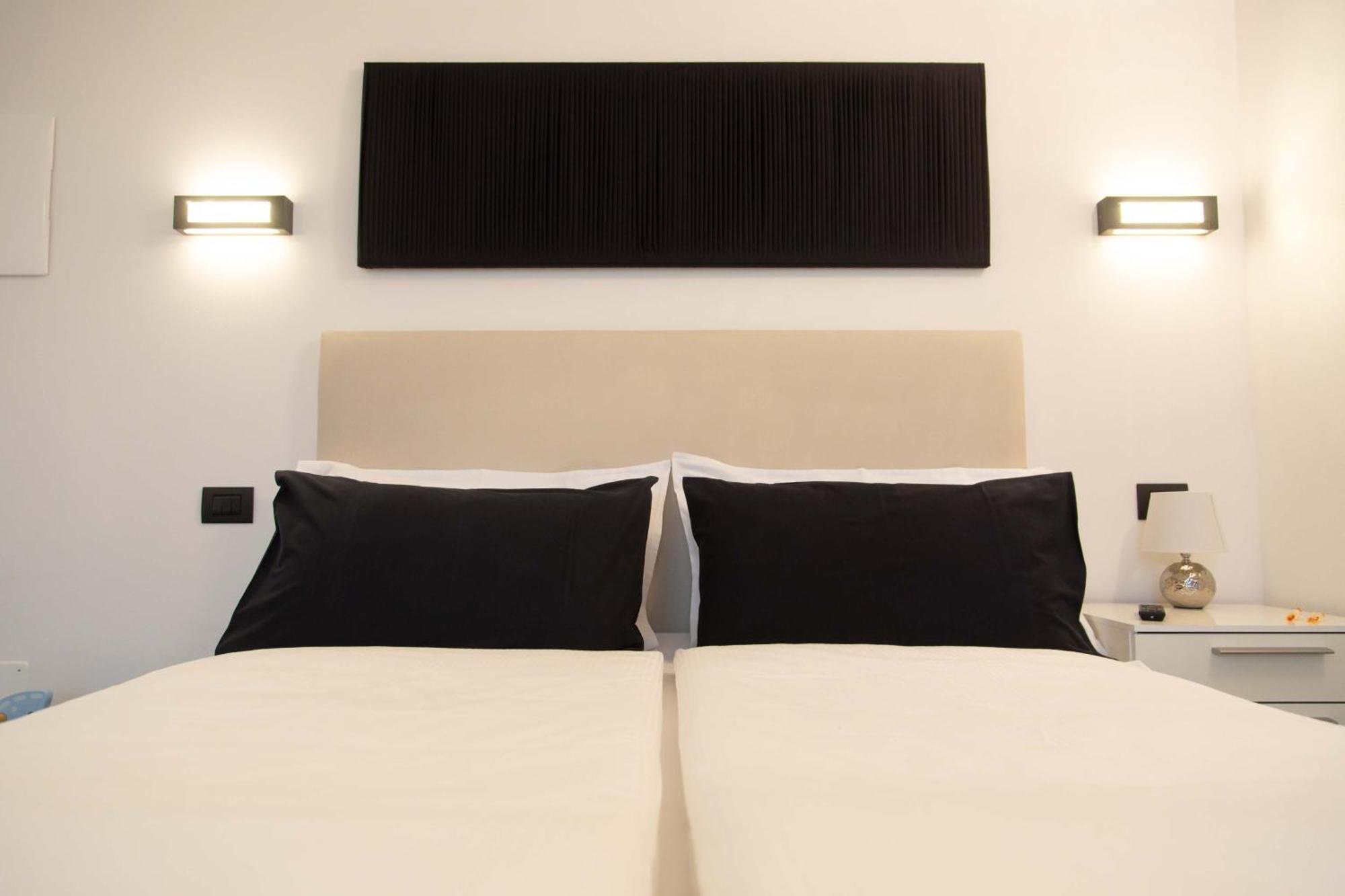 Ca Bianca Hotel Montiano  ภายนอก รูปภาพ